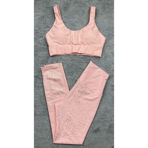 Electric yoga together bra and together leggings in blush and gold foil dot - Picture 4 of 13